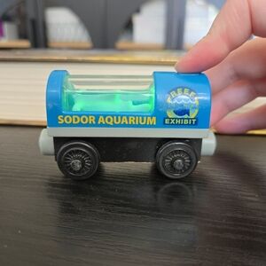 Thomas And Friends Wooden Railway “Sodor aquarium light up Shark cargo car”